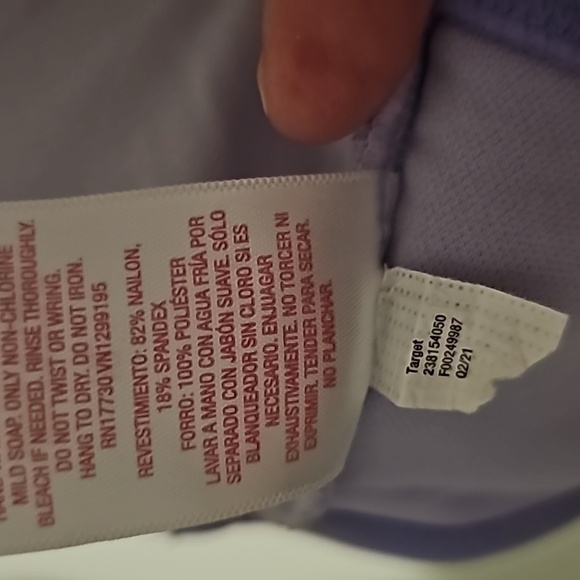 XHILARATION Lavendar Bikini top only Size X-Large VGUC Back closure Adj. Straps - Picture 10 of 10